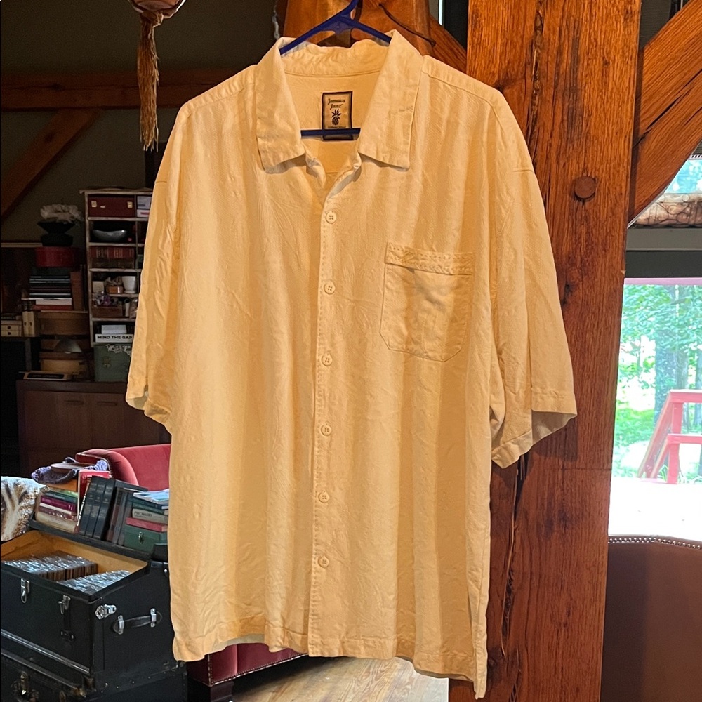 Jamaica Jaxx Men's Cream Island Button-Down Shirt With Hidden Floral Design